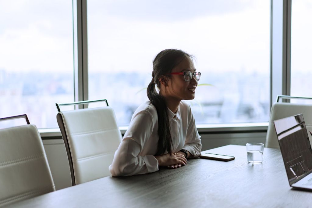 AFINANDO LA MAQUINARIA: PROCESOS ÁGILES Y METODOLOGÍAS LEAN PARA NO DESPERDICIAR RECURSOS