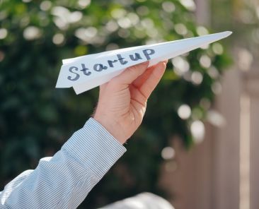 Convierte tu idea en un negocio rentable con el método definitivo de tres pasos